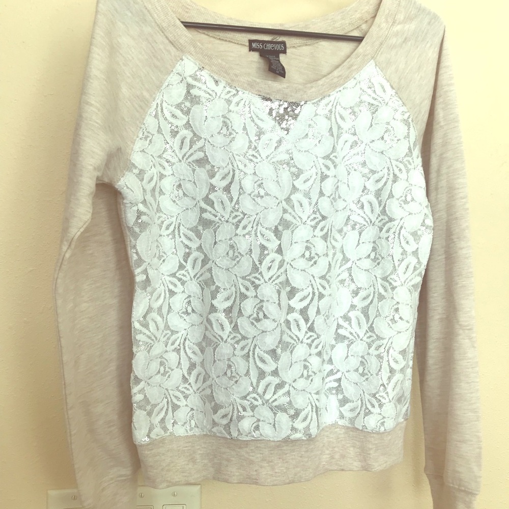 Sweatshirt